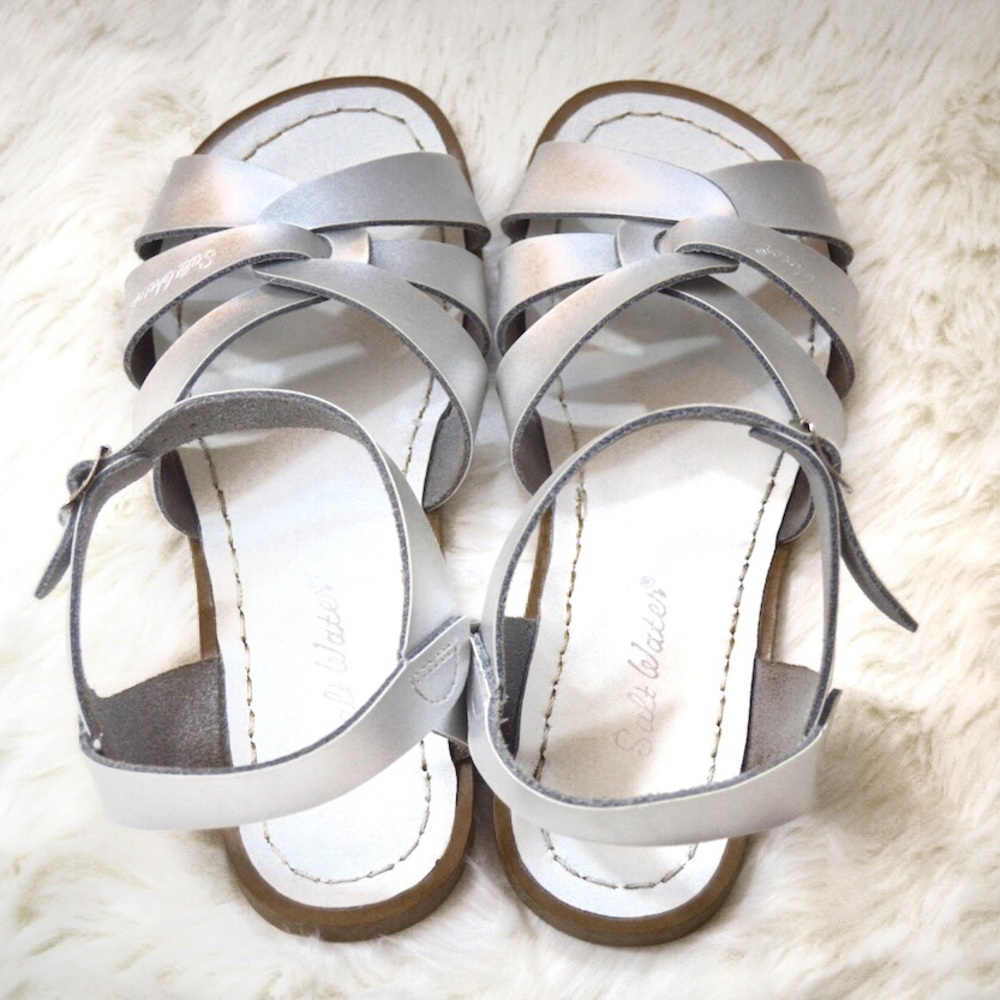 💦SALTWATER SANDALS Silver Women’s Size 6 - Picture 4 of 7